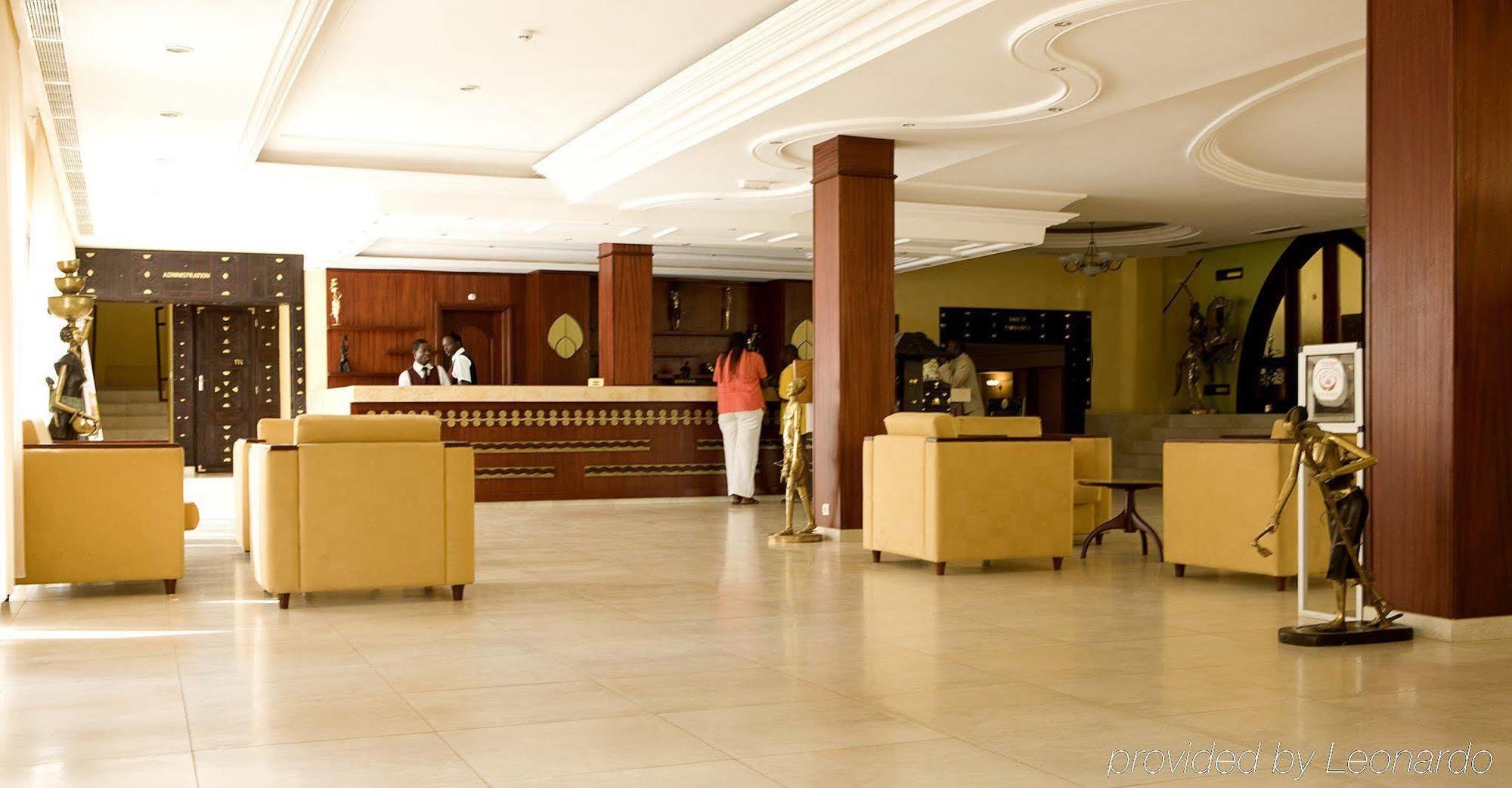 Azalai Hotel Independance Уагадугу Екстериор снимка
