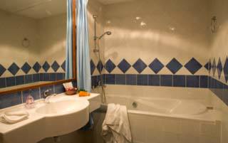 Azalai Hotel Independance Уагадугу Екстериор снимка